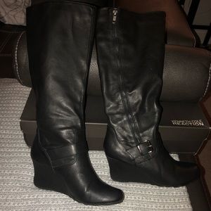 Kenneth Cole Black Boots